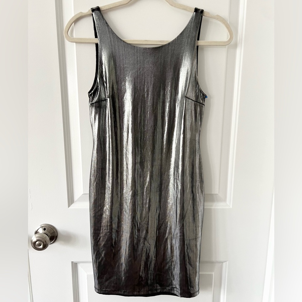 Guess Silver Metallic Y2K Sleeveless Shift Party Dress | Size XS